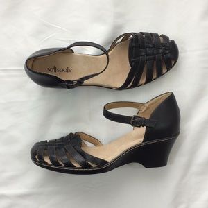 Soft Spot Leather Sandals